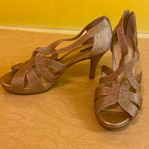 Alex Marie, size 11, Gold sparkly heels, zip up